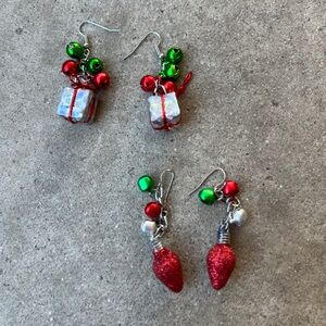 Vintage Christmas Women’s Two Pair Earring Dangle Holiday Lights Presents